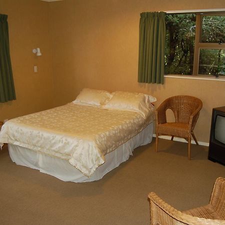 Wheatly Downs Farmstay And Backpackers Hawera Exteriér fotografie